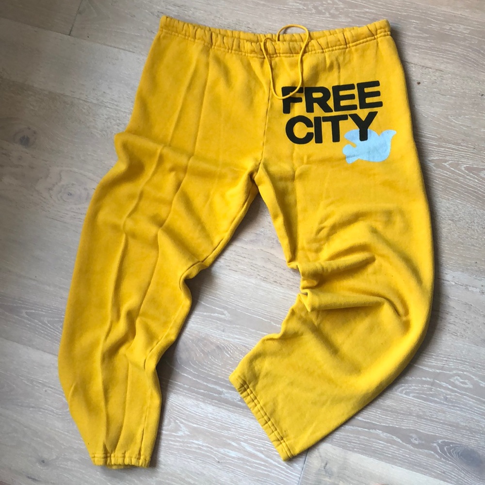 Golden Freecity Sweatpants